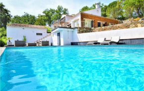 Stunning home in La Garde Freinet with Outdoor swimming pool, WiFi and 5 Bedrooms